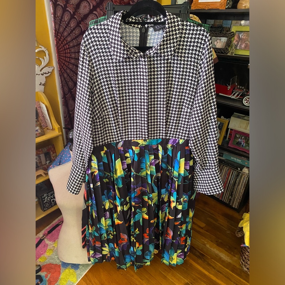Eloquii mixed print dress size 16 houndstooth and flowers pockets